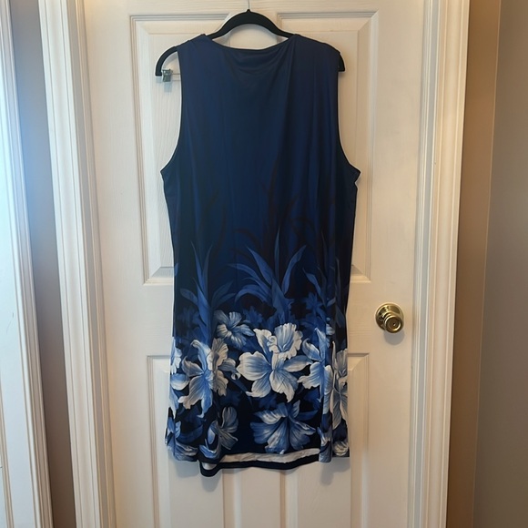 SHEIN Flower dress #005 - Picture 3 of 3